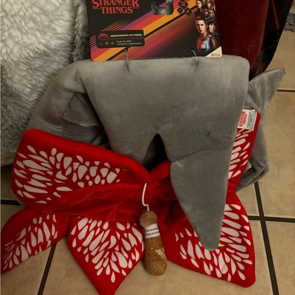 Stranger things - Picture 2 of 5